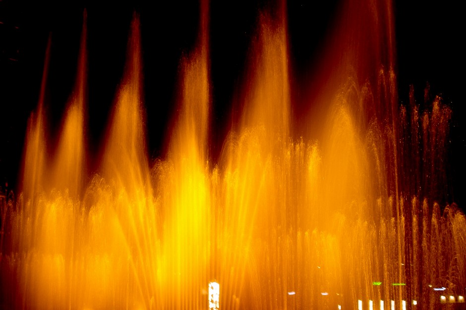 Licht- und Wasserspiele während des Musikfestes in Luzern.