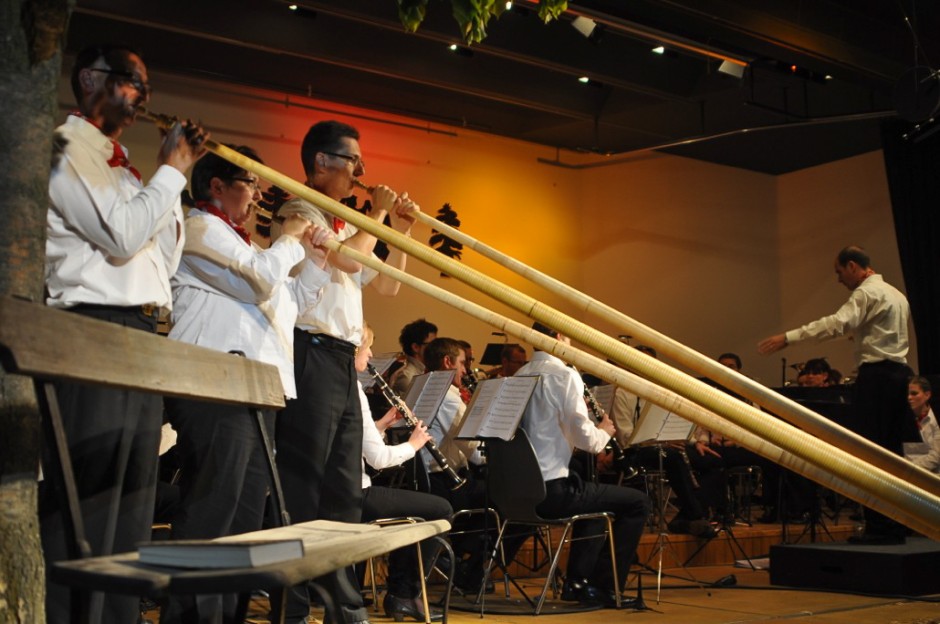 Alphorn Trio bestehend aus Musikanten des Blasorchester Neuenkirch (Bild: Eva Burri)