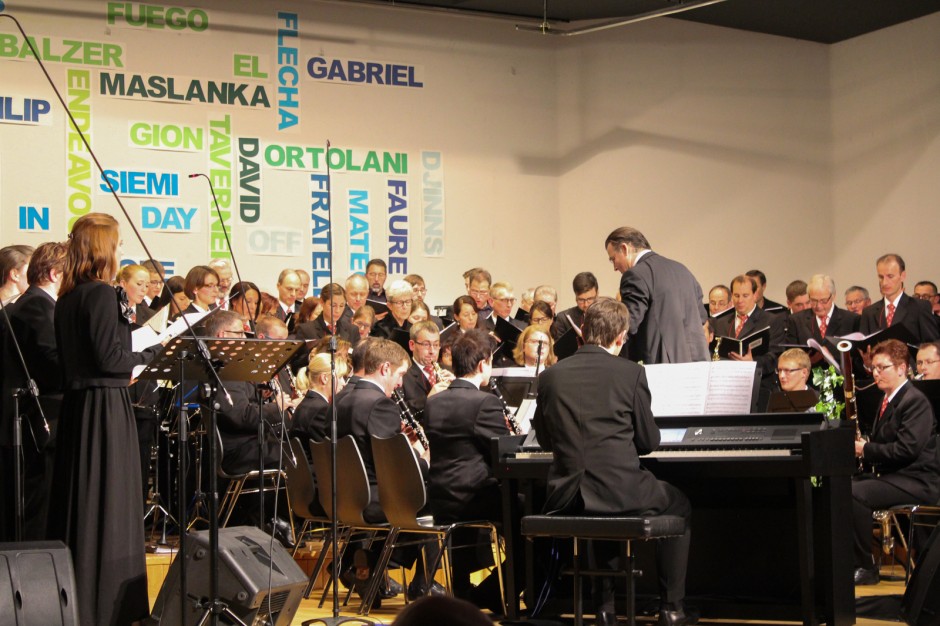 Jahreskonzert 2015 mit Coro Cantarina